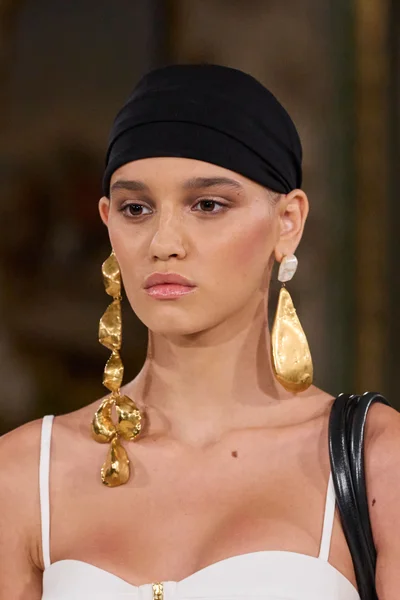 Look 94